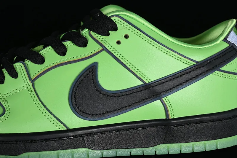 All Categories Nk SB Dunk Series Nk SB Dunk Low Low-top sneakers J version The Powerpuff Girls x Nk SB Dunk Low Powerpuff Girls joint model Low-top casual sneakers FZ8319-300